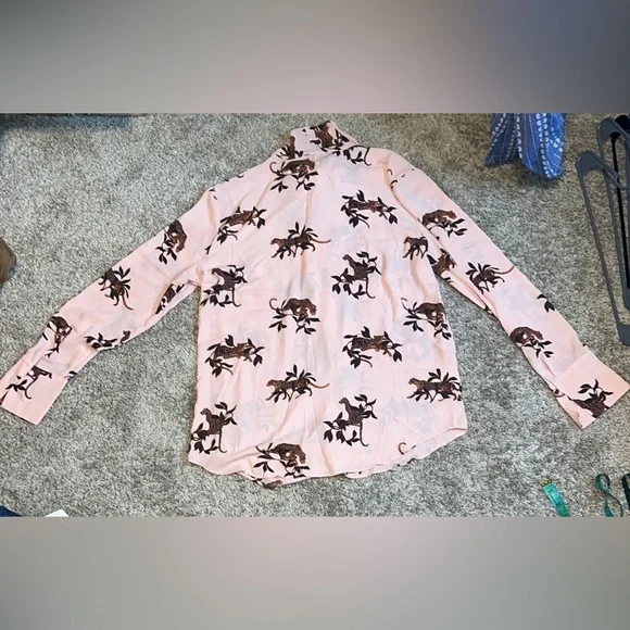 NWOT Ann Taylor Jungle Cat Blouse Size Large - Picture 5 of 10